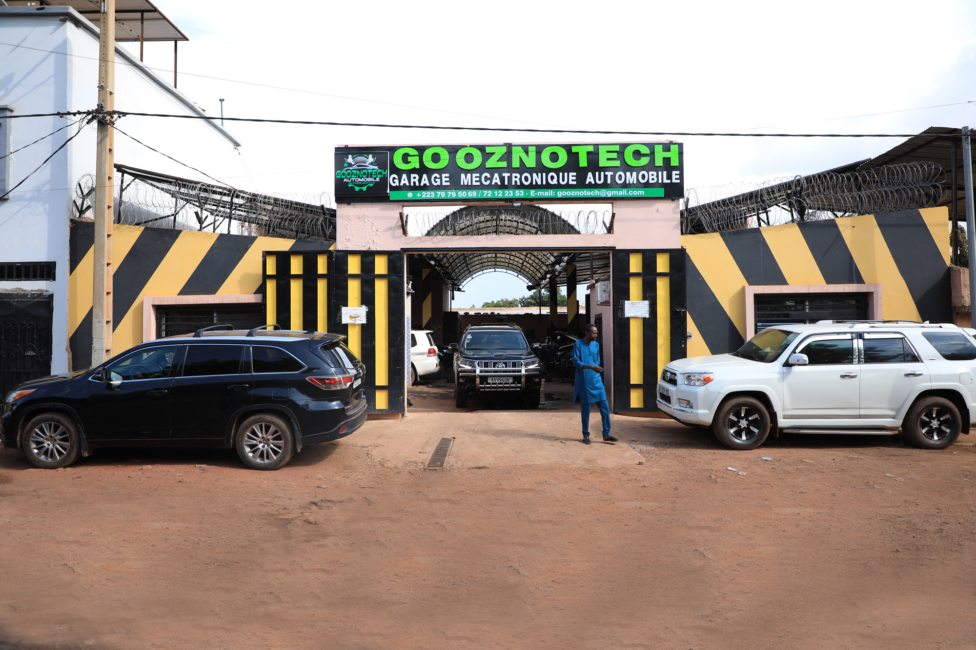Zone atelier Goozno Tech — véhicule en préparation